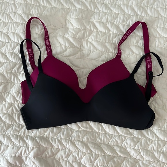 Victoria’s Secret Wireless Bras 32DD - Picture 1 of 5